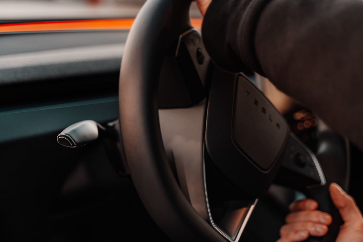 S3XY Stalks Tesla Model 3 Highland