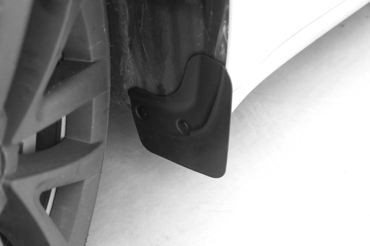 Premium skvettlapper Tesla Model 3 - 4 stk