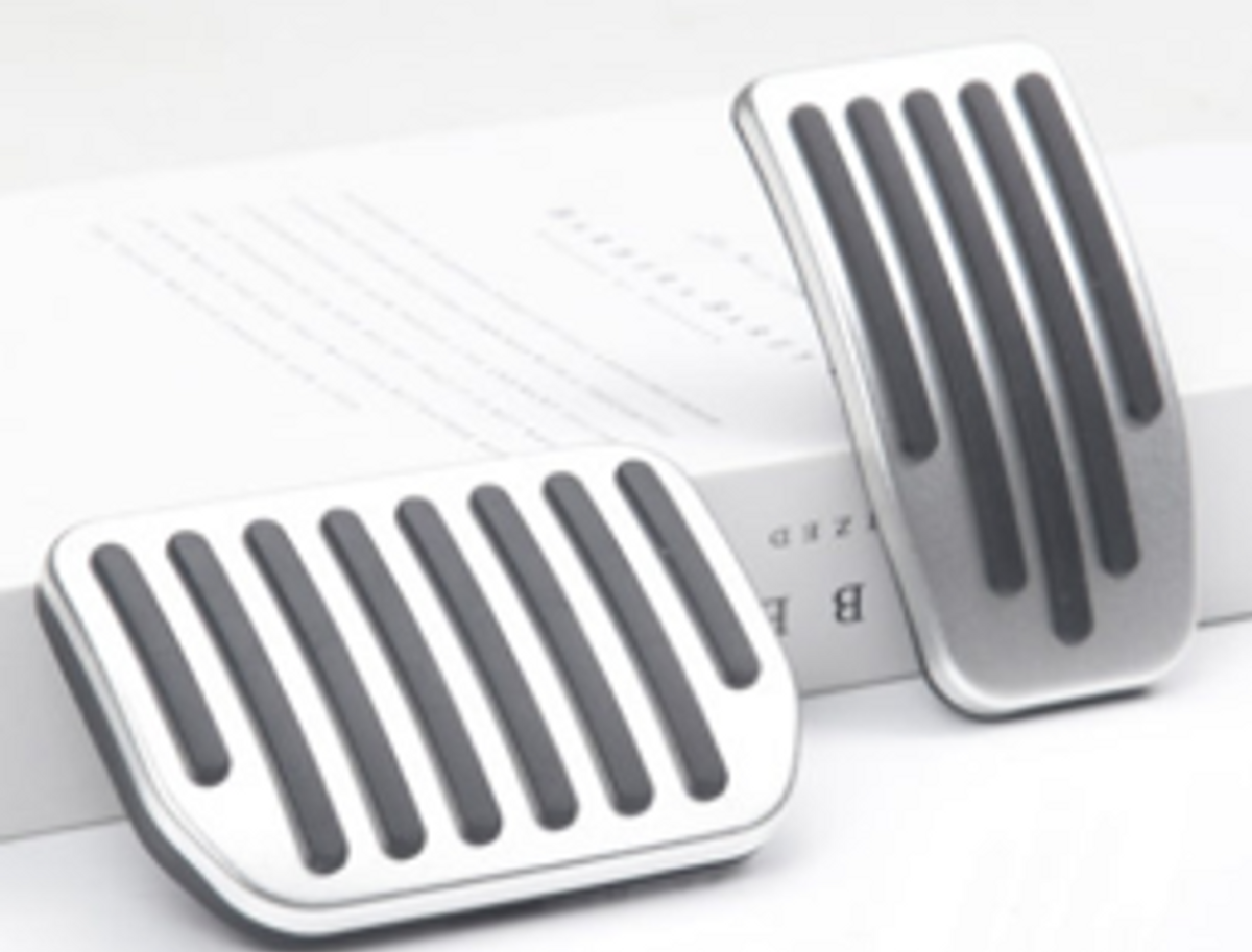 Performance pedaler - Tesla Model Y (2022 ->)