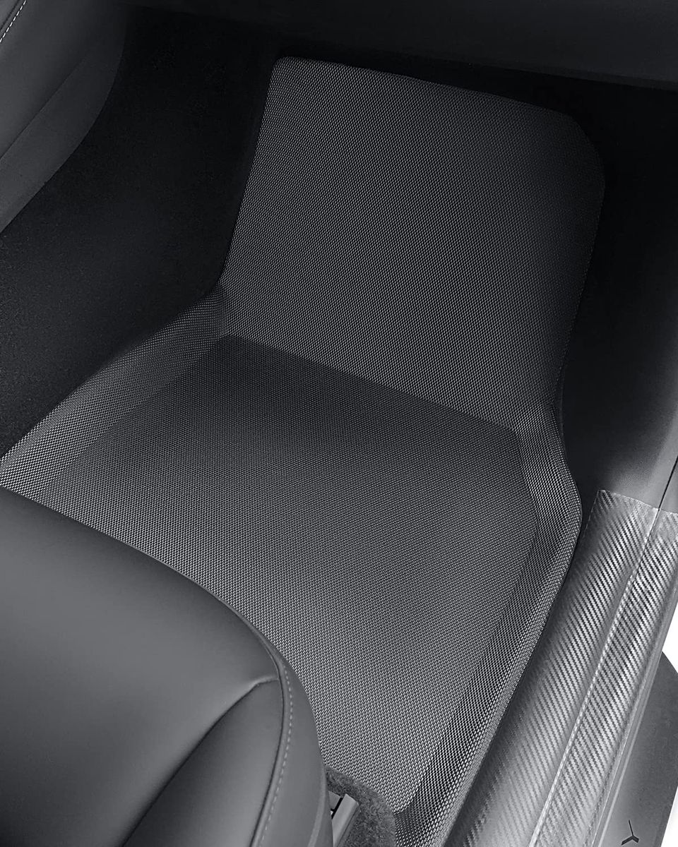 Tesla Model Y kupé allværsmatter XPE